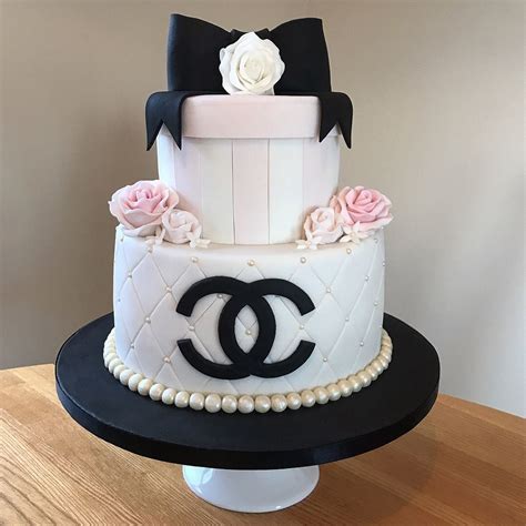 chanel cake decorations